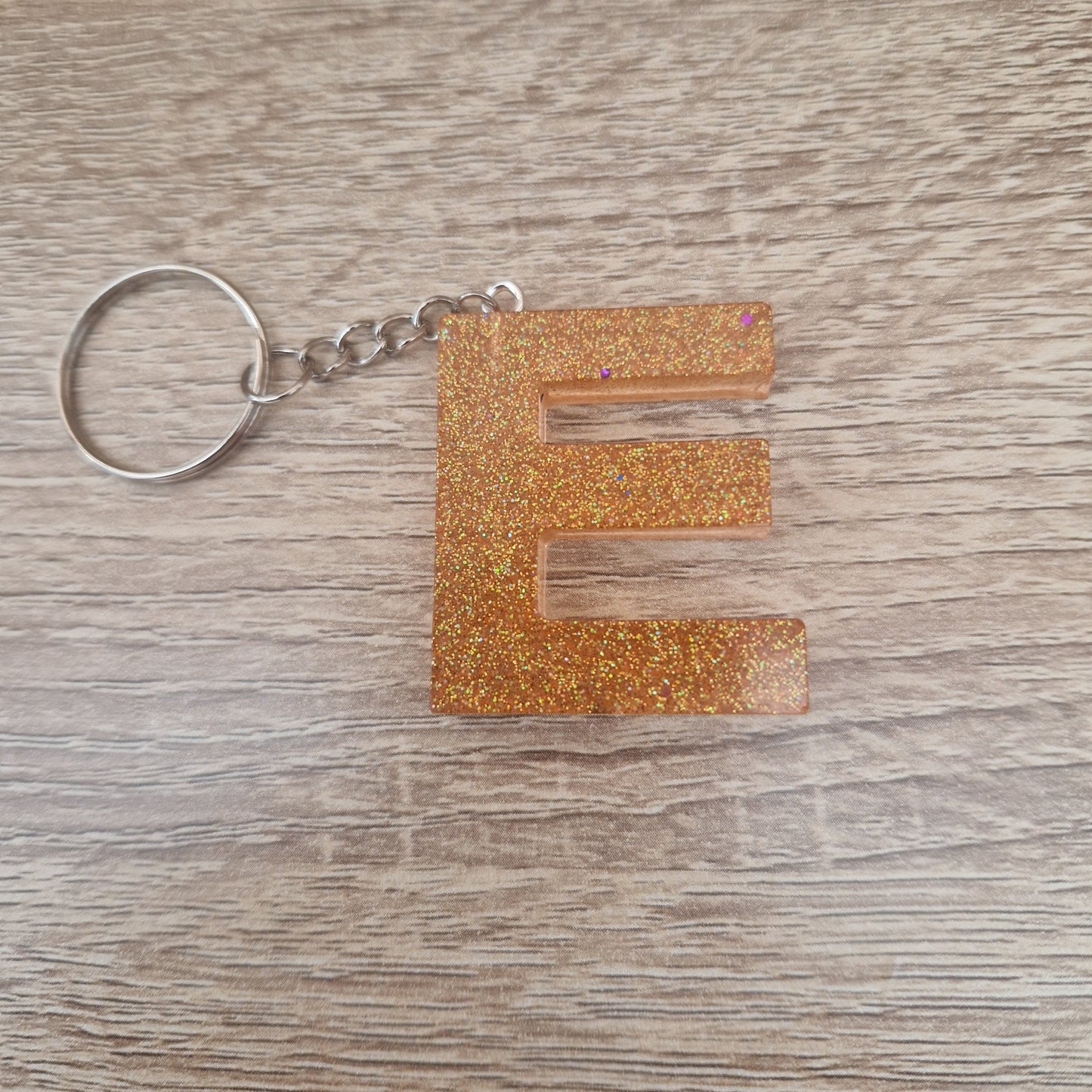 Porte clés lettres et chiffres orange et noir Résine Epoxy