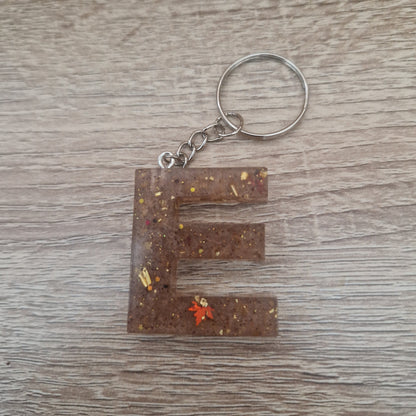 Porte clés lettres et chiffres Marron Résine Epoxy