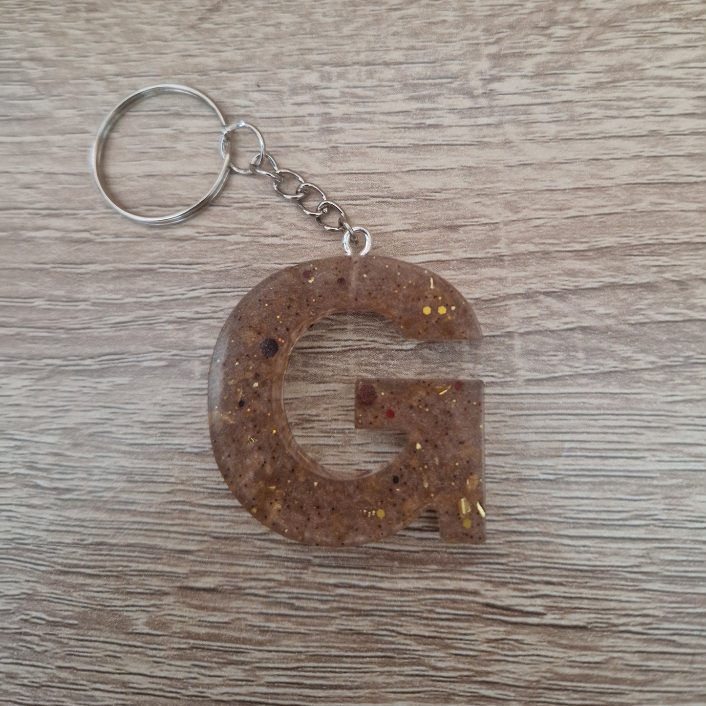 Porte clés lettres et chiffres Marron Résine Epoxy